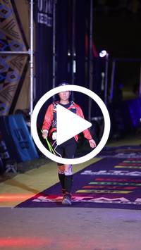 BIB:  <button type="button" onclick="openModal(27768456)" class="btn btn-primary btn-sm float-right" data-toggle="modal" data-target=".modal-high-quality">
                <i class="fa fa-download"></i> Download
                </button>